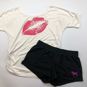 PINK VS shorts Kiss Off-the=Shoulder Top
